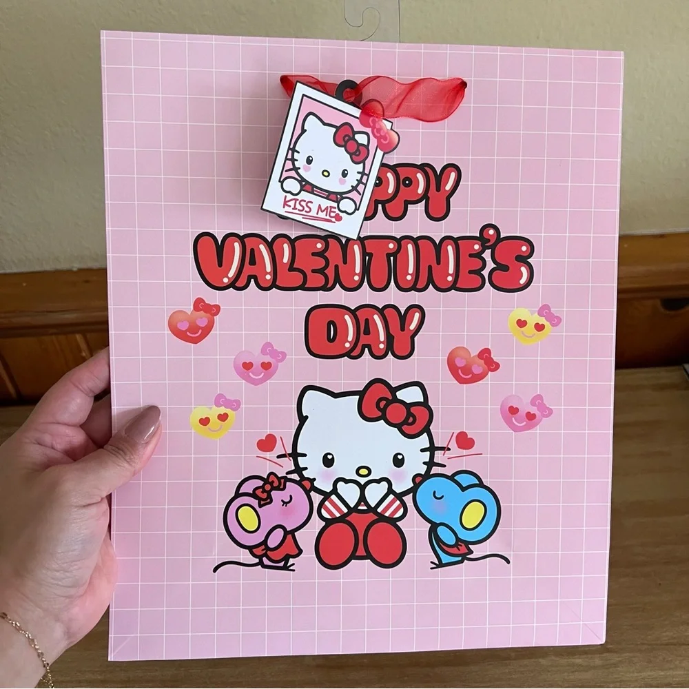 Valentines Day gift bag and greeting card BUNDLE by Sanrio Hello Kitty